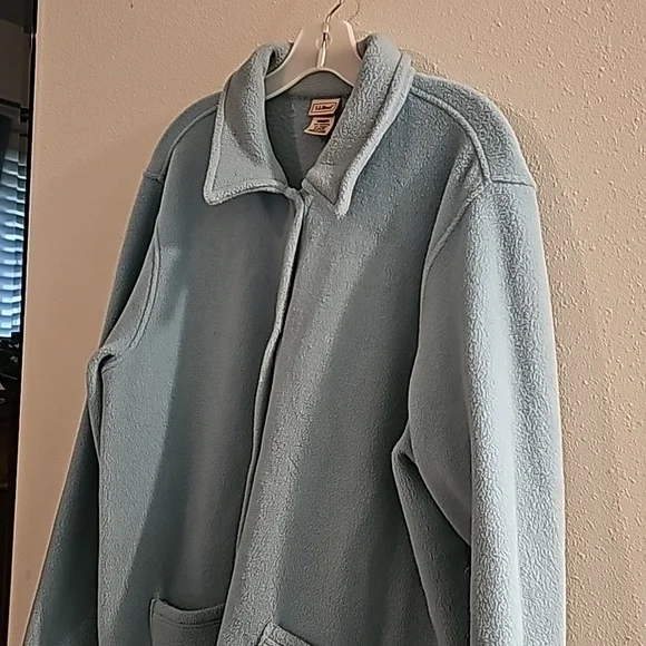L.L. Bean women's XL fleece jacket - Picture 3 of 5